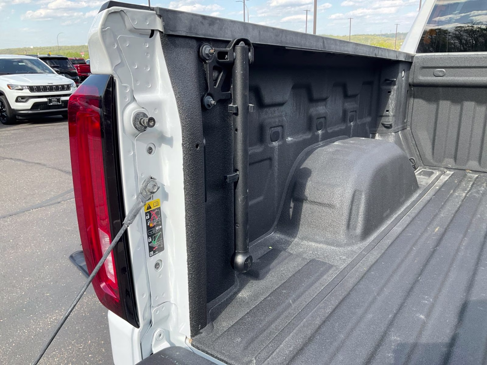 2025 Summit White GMC Sierra 1500 AT4 4X4 Truck