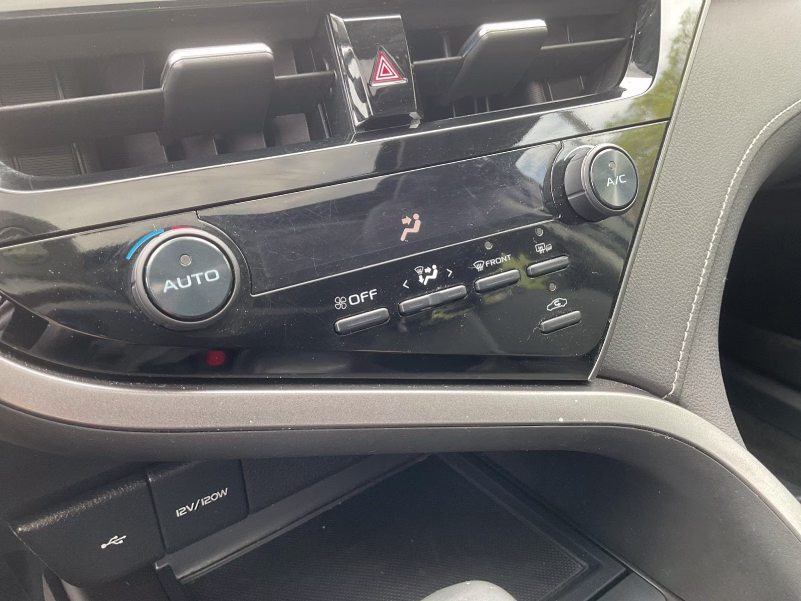 2021 Midnight Black Metallic Toyota Camry SE AWD Sedan