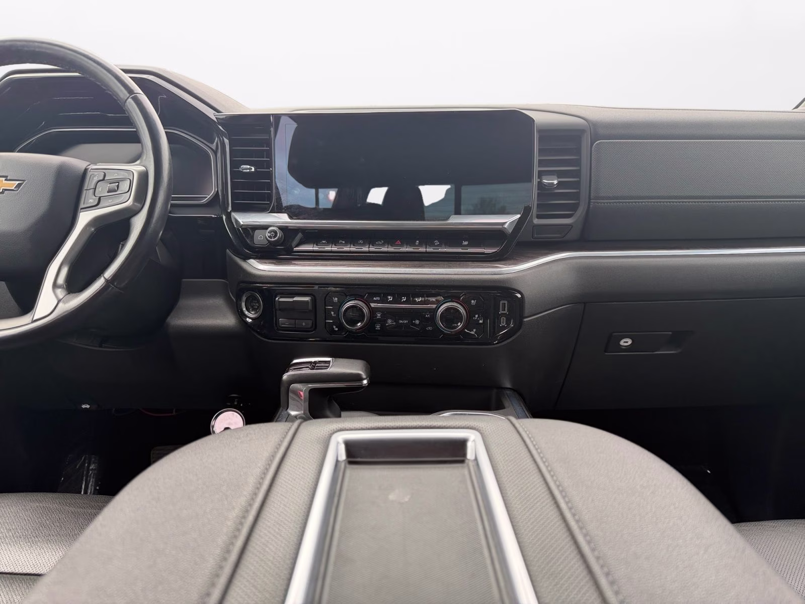 2022 White Chevrolet Silverado 1500 LTZ 4X4 Truck