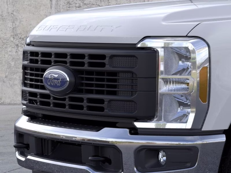 2026 Oxford White Ford Super Duty F-350 SRW XL 4X4 Truck