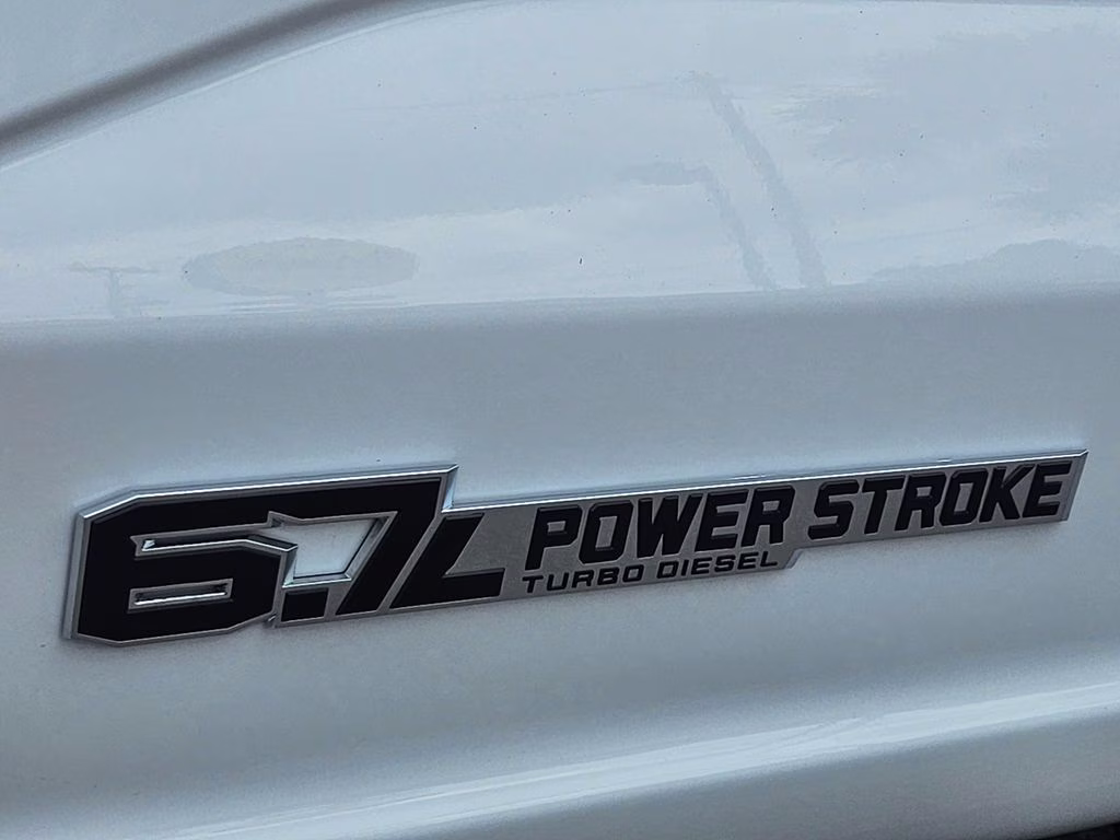 2026 Oxford White Ford Super Duty F-350 SRW XL 4X4 Truck