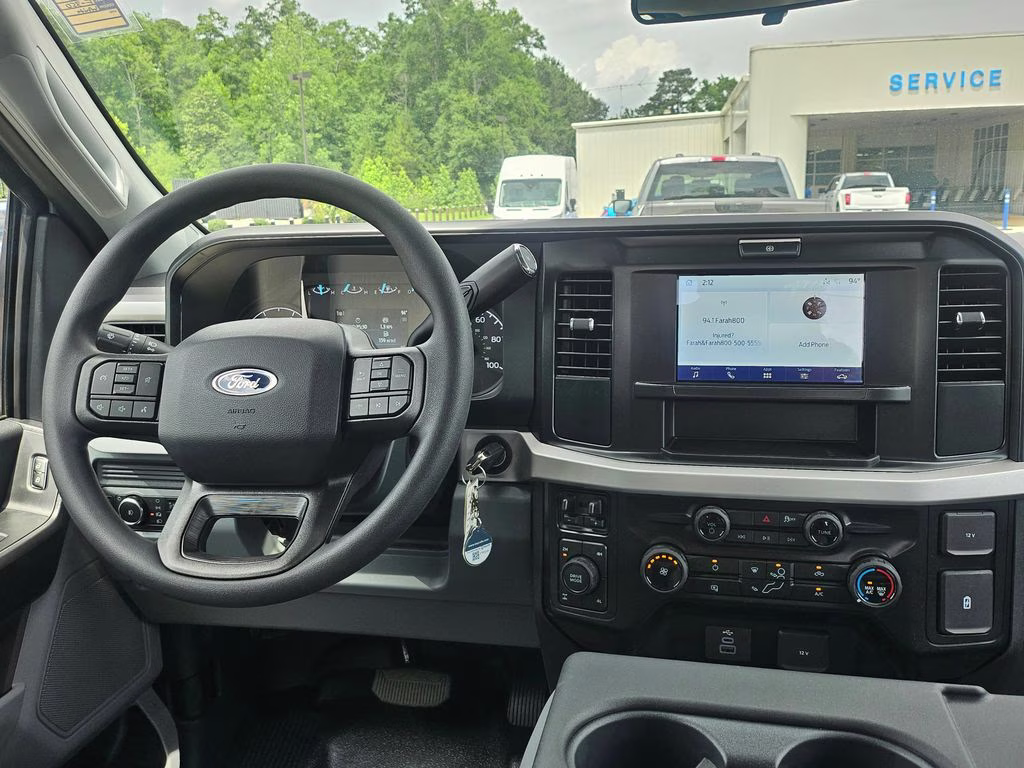 2026 Oxford White Ford Super Duty F-350 SRW XL 4X4 Truck