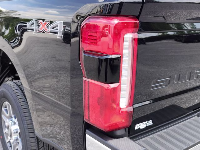 2026 Agate Black Metallic Ford Super Duty F-250 SRW Lariat 4X4 Truck