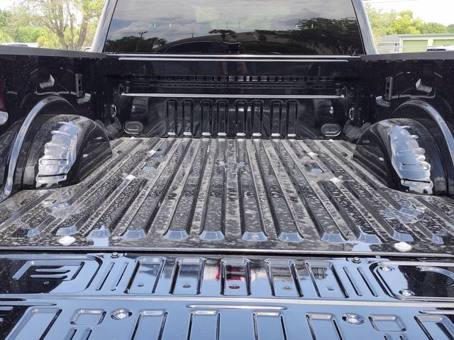 2026 Agate Black Metallic Ford Super Duty F-250 SRW Lariat 4X4 Truck