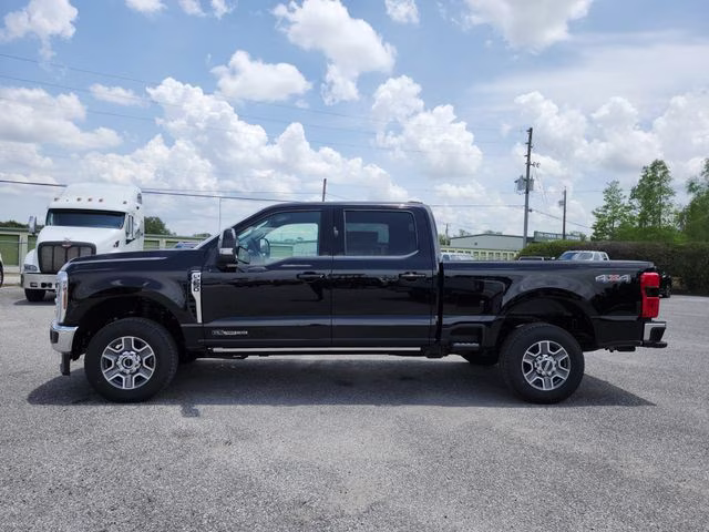 2026 Agate Black Metallic Ford Super Duty F-250 SRW Lariat 4X4 Truck