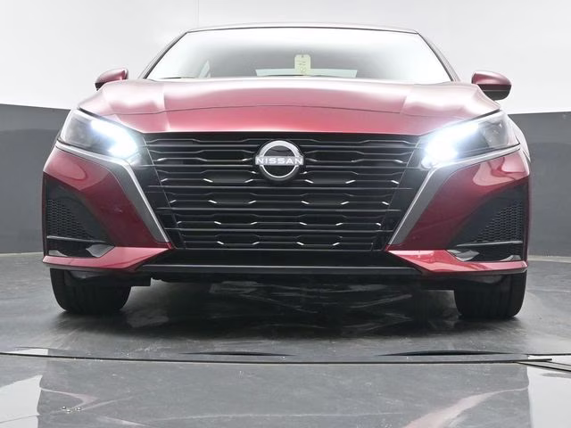 2026 Scarlet Ember Tintcoat Nissan Altima 2.5 SV FWD Sedan