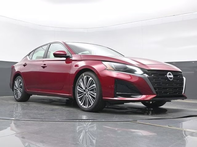 2026 Scarlet Ember Tintcoat Nissan Altima 2.5 SV FWD Sedan