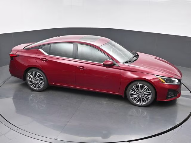 2026 Scarlet Ember Tintcoat Nissan Altima 2.5 SV FWD Sedan