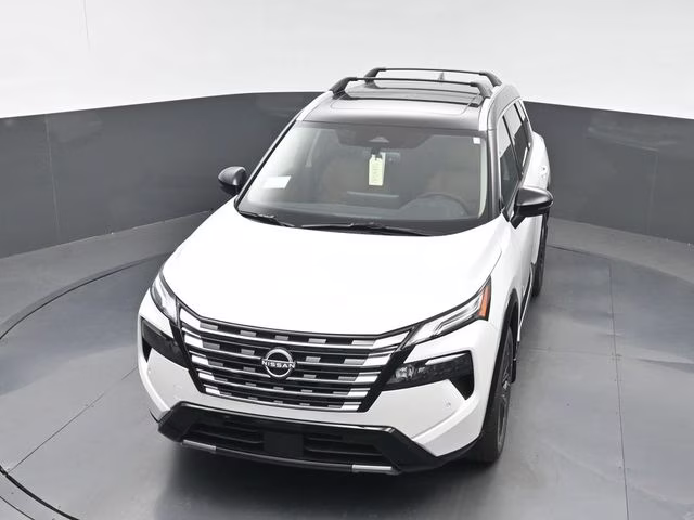 2026 Everest White Pearl/Super Black Nissan Rogue Platinum AWD SUV