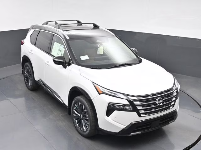 2026 Everest White Pearl/Super Black Nissan Rogue Platinum AWD SUV