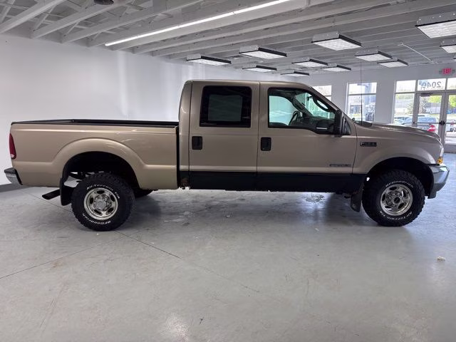 2003 Arizona Beige Clearcoat Metallic Ford Super Duty F-350 SRW Lariat 4X4 Truck