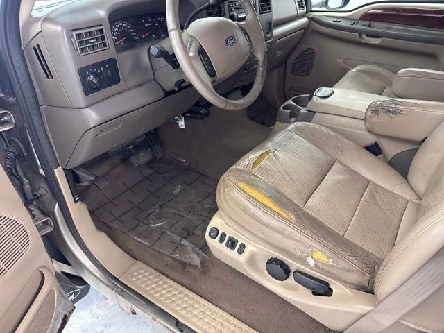 2003 Arizona Beige Clearcoat Metallic Ford Super Duty F-350 SRW Lariat 4X4 Truck