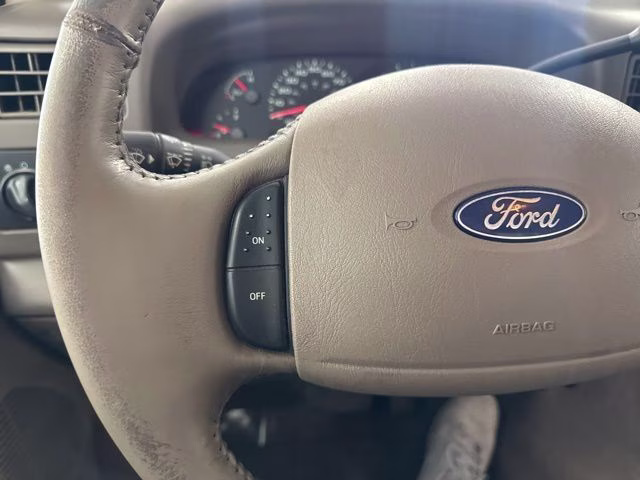 2003 Arizona Beige Clearcoat Metallic Ford Super Duty F-350 SRW Lariat 4X4 Truck