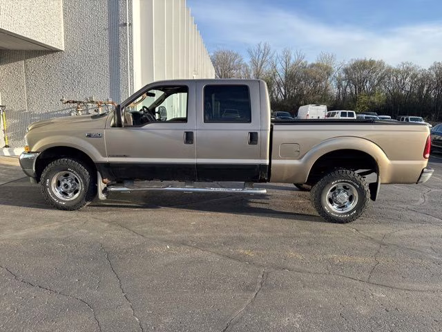 2003 Arizona Beige Clearcoat Metallic Ford Super Duty F-350 SRW Lariat 4X4 Truck