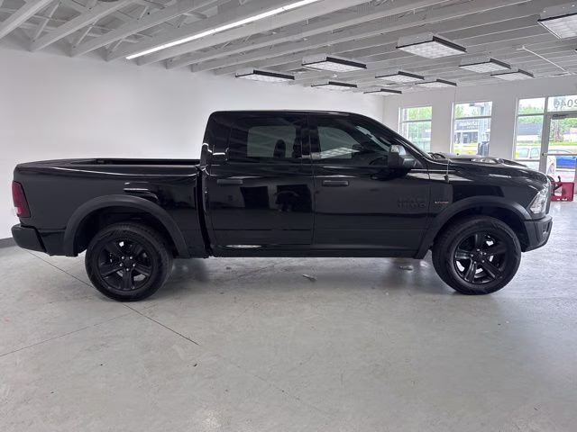 2021 Diamond Black Crystal Pearlcoat Ram 1500 Warlock 4X4 Truck