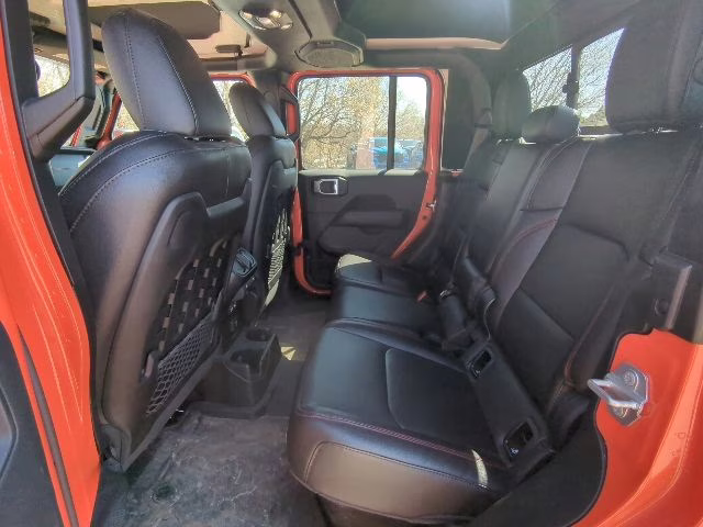 2023 Punkn Metallic Clearcoat Jeep Gladiator Rubicon 4X4 Truck