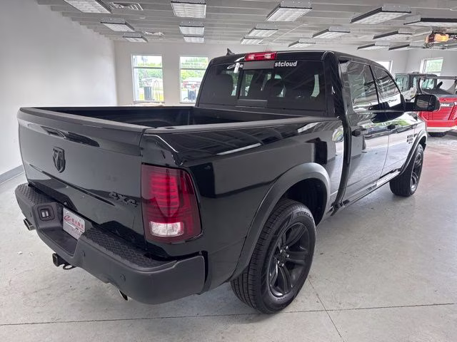 2021 Diamond Black Crystal Pearlcoat Ram 1500 Warlock 4X4 Truck