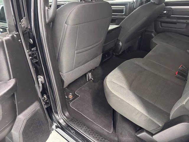 2021 Diamond Black Crystal Pearlcoat Ram 1500 Warlock 4X4 Truck