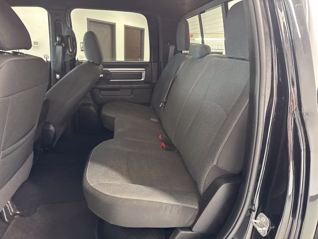 2021 Diamond Black Crystal Pearlcoat Ram 1500 Warlock 4X4 Truck