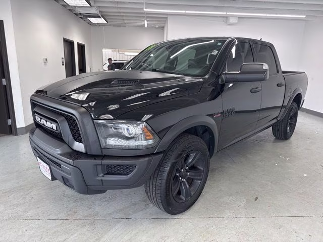 2021 Diamond Black Crystal Pearlcoat Ram 1500 Warlock 4X4 Truck