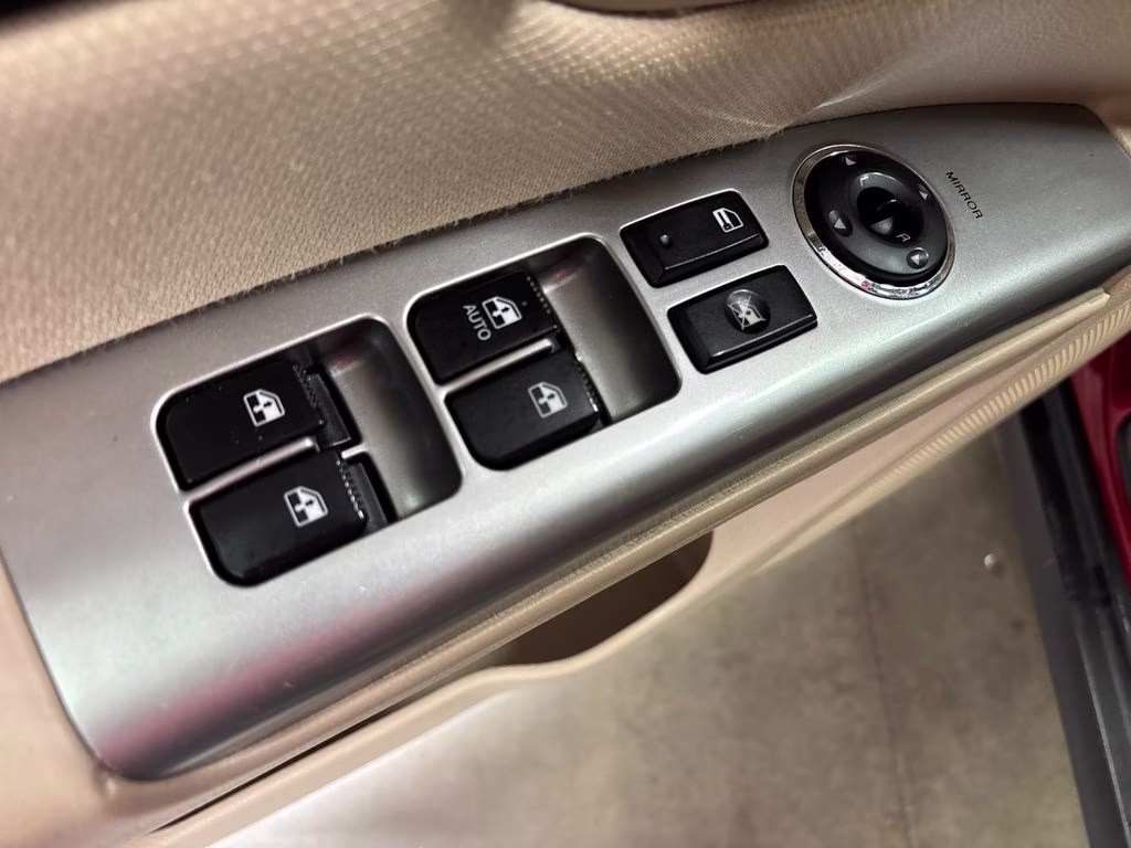 2012 Sierra Red Hyundai Santa Fe GLS FWD SUV