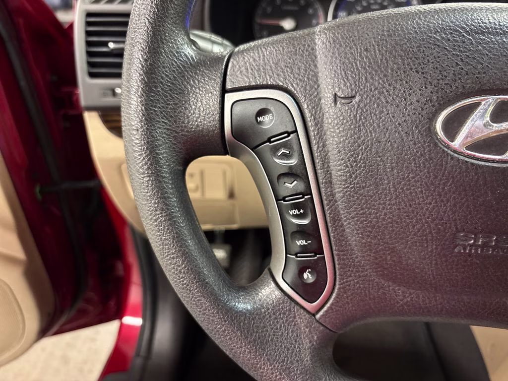 2012 Sierra Red Hyundai Santa Fe GLS FWD SUV
