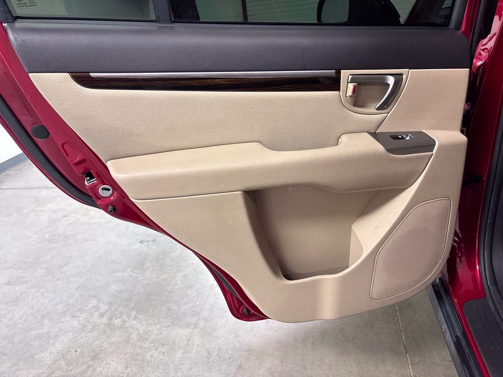 2012 Sierra Red Hyundai Santa Fe GLS FWD SUV
