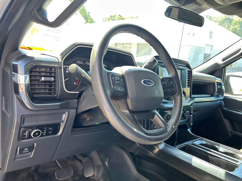 2023 Avalanche Ford F-150 XL RWD Truck
