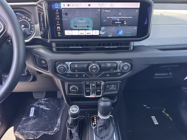 2026 Bright White Clearcoat Jeep Gladiator Sport 4X4 Truck