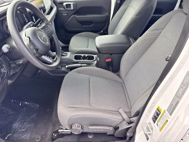 2026 Bright White Clearcoat Jeep Gladiator Sport 4X4 Truck