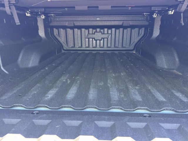 2025 Snowdrift Metallic Chevrolet Colorado 4WD Z71 4X4 Truck