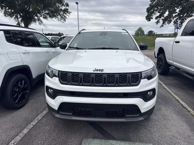 2026 Bright White Clearcoat Jeep Compass Latitude Altitude 4X4 SUV