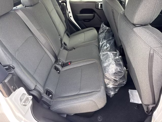 2026 Bright White Clearcoat Jeep Gladiator Sport 4X4 Truck