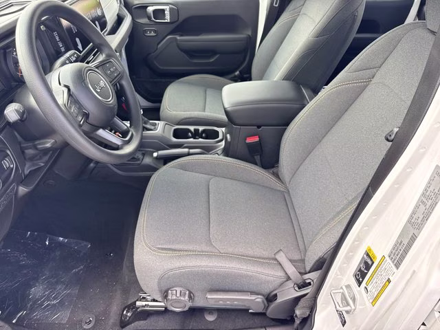 2026 Bright White Clearcoat Jeep Gladiator Sport 4X4 Truck