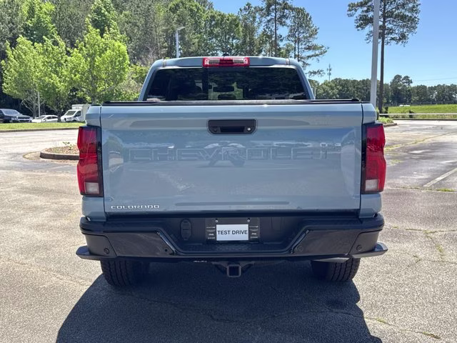 2025 Snowdrift Metallic Chevrolet Colorado 4WD Z71 4X4 Truck