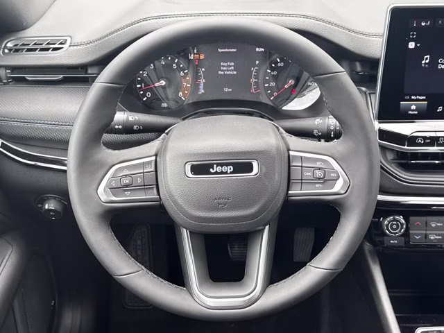 2026 Bright White Clearcoat Jeep Compass Latitude Altitude 4X4 SUV