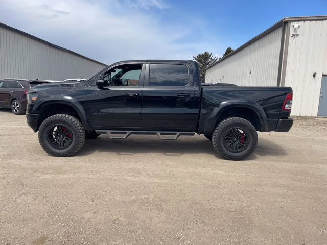 2022 Diamond Black Crystal Pearlcoat Ram 1500 Big Horn/Lone Star 4X4 Truck