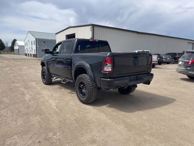 2022 Diamond Black Crystal Pearlcoat Ram 1500 Big Horn/Lone Star 4X4 Truck