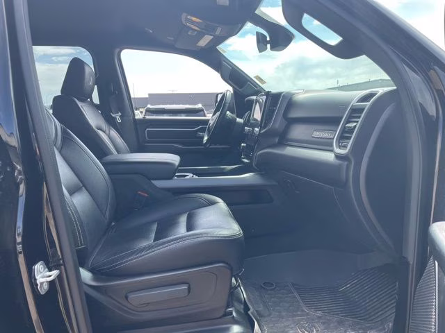 2022 Diamond Black Crystal Pearlcoat Ram 1500 Big Horn/Lone Star 4X4 Truck