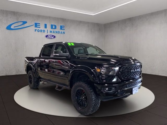 2022 RAM 1500 Big Horn/Lone Star 4x4 Crew Cab 5'7's photo