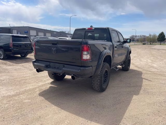 2022 Diamond Black Crystal Pearlcoat Ram 1500 Big Horn/Lone Star 4X4 Truck