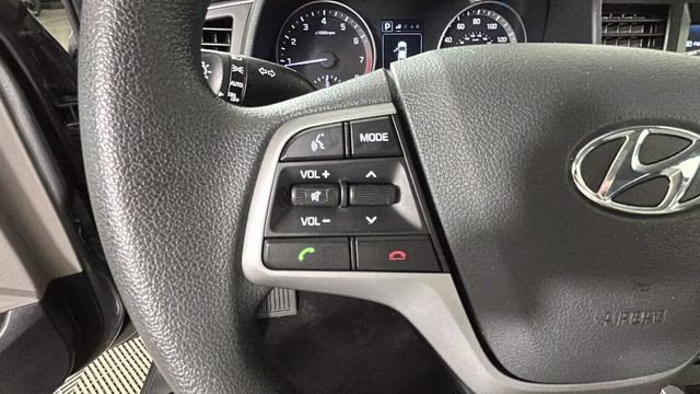 2018 Gray Hyundai Elantra SEL FWD Sedan