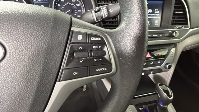 2018 Gray Hyundai Elantra SEL FWD Sedan
