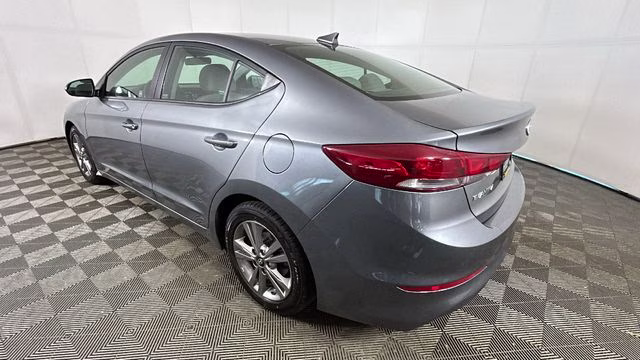2018 Gray Hyundai Elantra SEL FWD Sedan