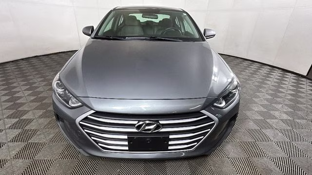 2018 Gray Hyundai Elantra SEL FWD Sedan