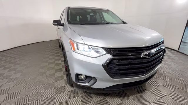 2019 Silver Ice Metallic Chevrolet Traverse Premier AWD SUV
