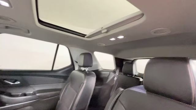 2019 Silver Ice Metallic Chevrolet Traverse Premier AWD SUV