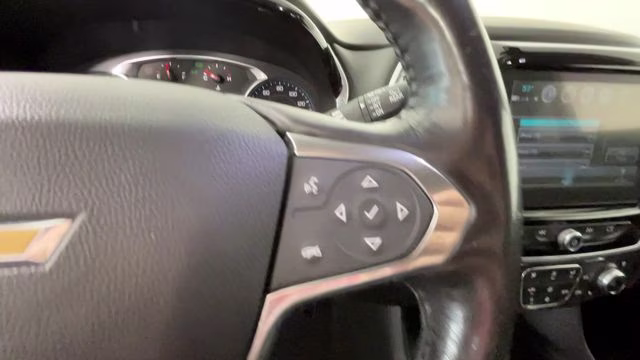 2019 Silver Ice Metallic Chevrolet Traverse Premier AWD SUV