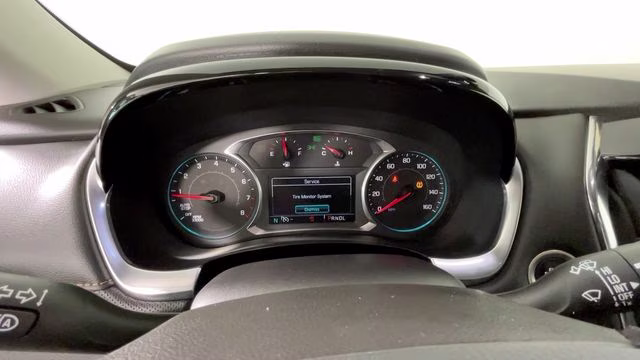 2019 Silver Ice Metallic Chevrolet Traverse Premier AWD SUV