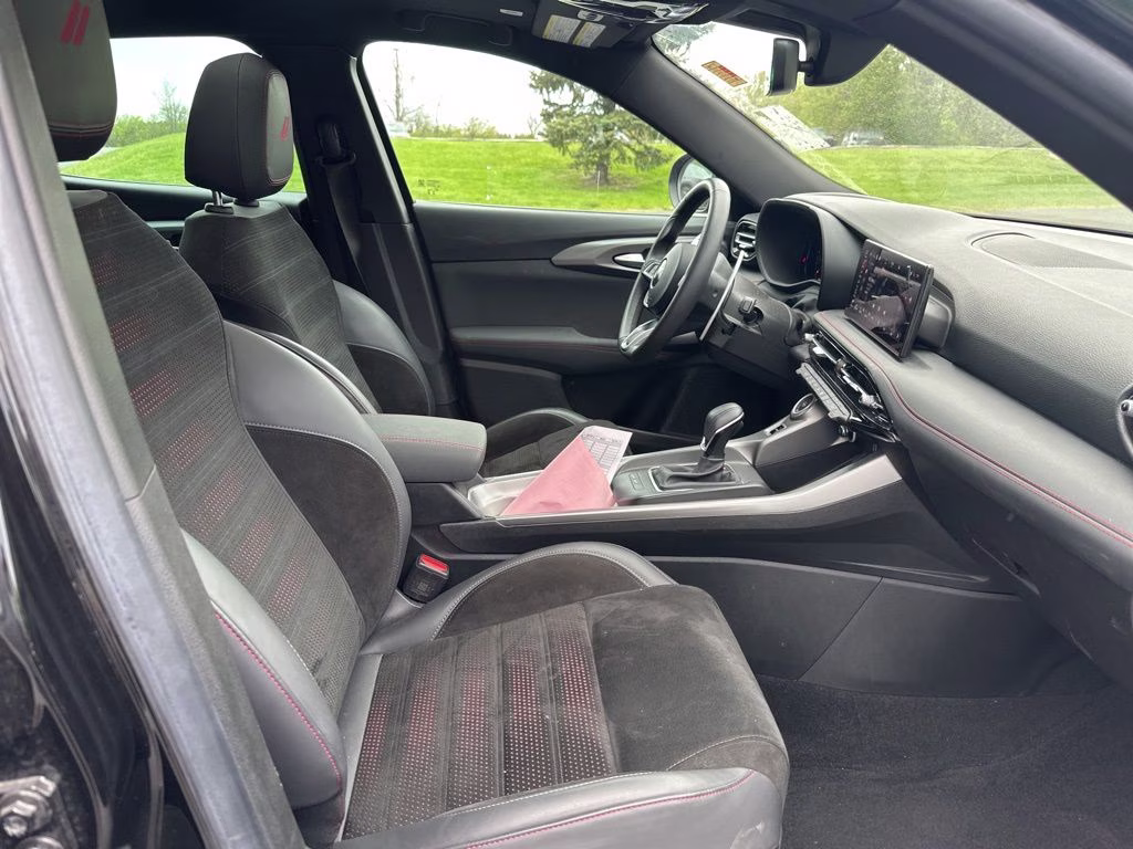 2024 8 Ball Dodge Hornet R/T Plus AWD SUV